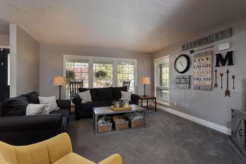 21005 Wilderness Way, Bend, OR 97702 photo 5