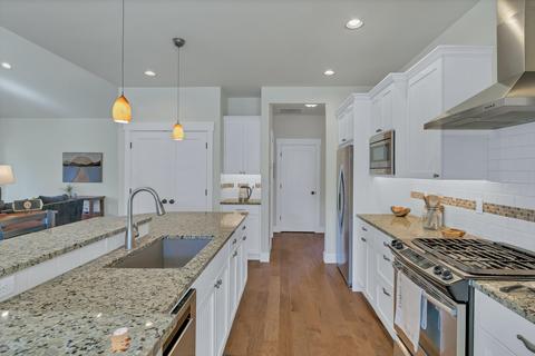20230 NW Bronze St, Bend, OR 97703 photo 17