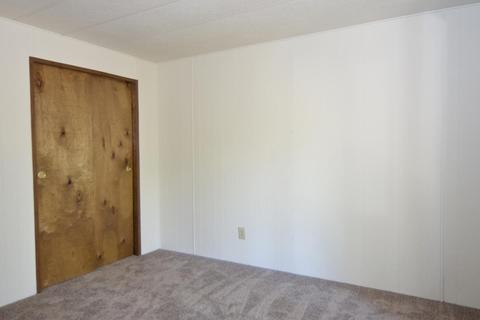51942 Pacific Willow, La Pine, OR 97739 photo 18