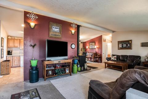 19835 4th St, Bend, OR 97703 photo 9
