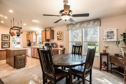 19835 4th St, Bend, OR 97703 photo 11