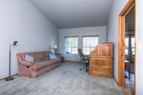 59963 Edmonton Dr, Bend, OR 97702 photo 4
