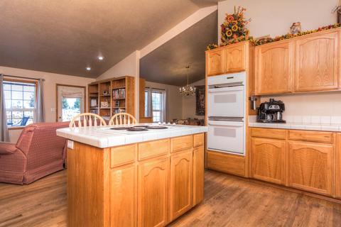 59963 Edmonton Dr, Bend, OR 97702 photo 12