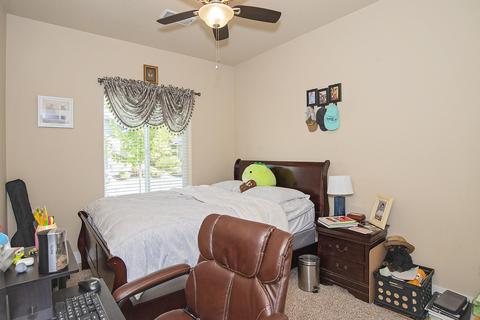 391 Live Oak Loop, Central Point, OR 97502 photo 10
