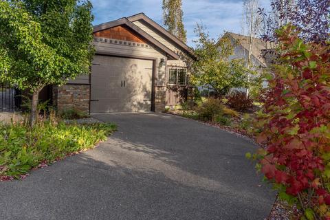 20960 Avery Ln, Bend, OR 97702 photo 3