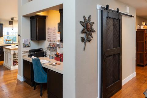 20960 Avery Ln, Bend, OR 97702 photo 12