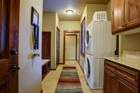 56614 Dancing Rock Loop, Bend, OR 97707 photo 27