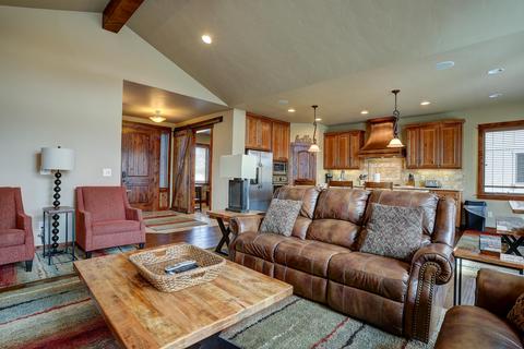 56614 Dancing Rock Loop, Bend, OR 97707 photo 13