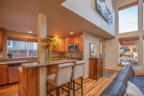63221 Logan Ave, Bend, OR 97701 photo 9