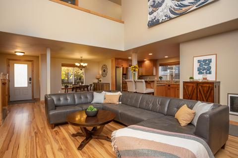 63221 Logan Ave, Bend, OR 97701 photo 5