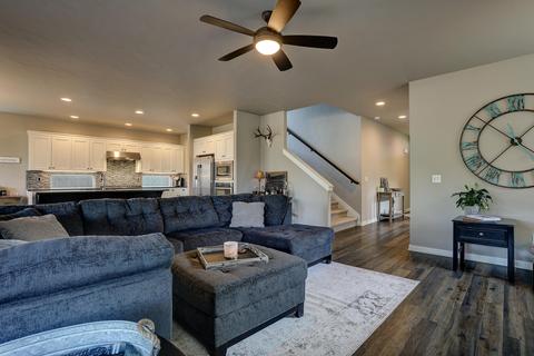 60432 Hedgewood Ln, Bend, OR 97702 photo 5