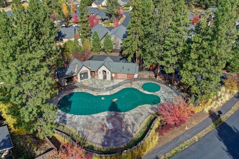 60432 Hedgewood Ln, Bend, OR 97702 photo 29
