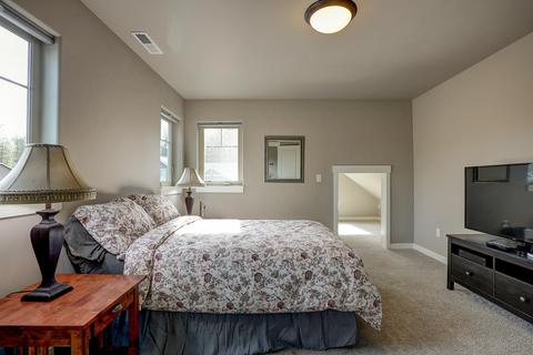 60432 Hedgewood Ln, Bend, OR 97702 photo 18