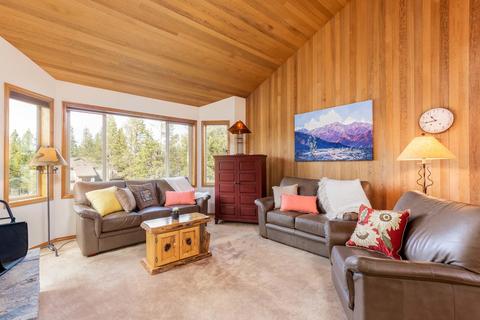 17867 Paper Birch Lane Ln, Sunriver, OR 97707 photo 3