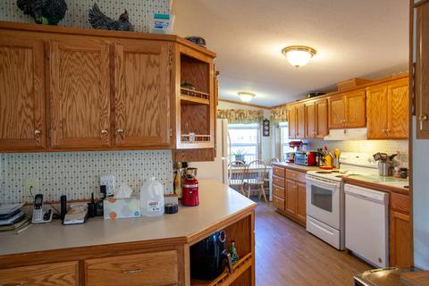 8375 Evans Creek Rd, Rogue River, OR 97537 photo 5