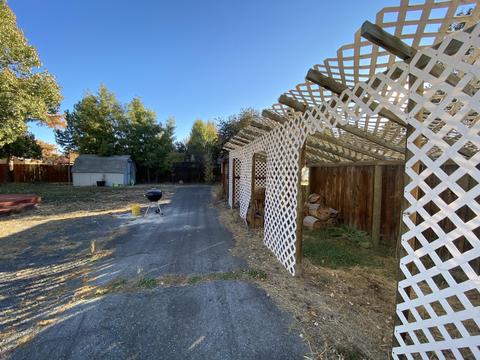 21079 Denning Dr, Bend, OR 97702 photo 43