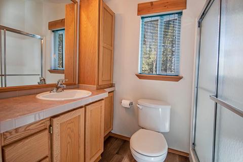 17512 Holgate Ct, La Pine, OR 97739 photo 8