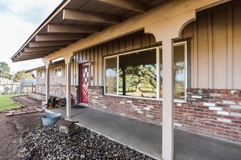 61750 Harmony Ln, Bend, OR 97702 photo 1