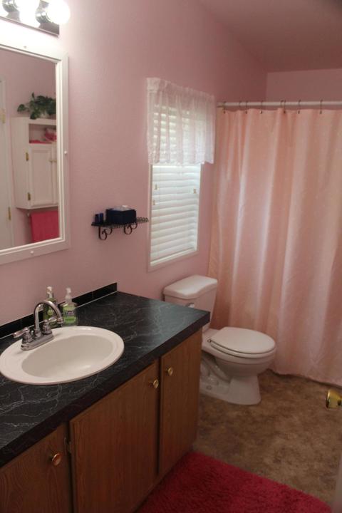 633 E Archwood Dr UNIT 64, Eagle Point, OR 97524 photo 13