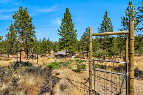 63180 Stag Dr, Bend, OR 97703 photo 41