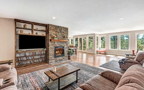 63180 Stag Dr, Bend, OR 97703 photo 6