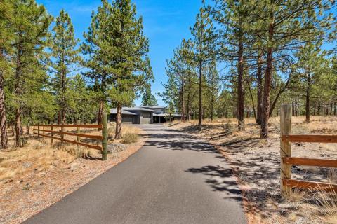 63180 Stag Dr, Bend, OR 97703 photo 1