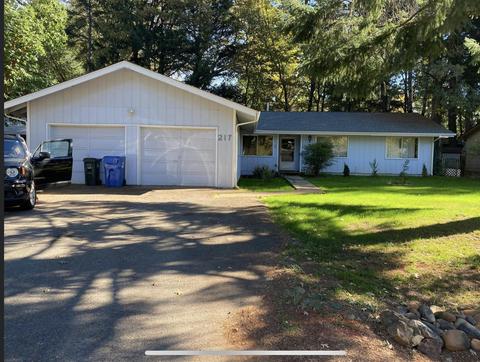 217 Shadowbrook Dr, Cave Junction, OR 97523 photo 3
