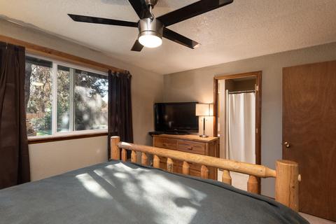 60856 Windsor Dr, Bend, OR 97702 photo 10