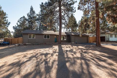 60856 Windsor Dr, Bend, OR 97702 photo 2