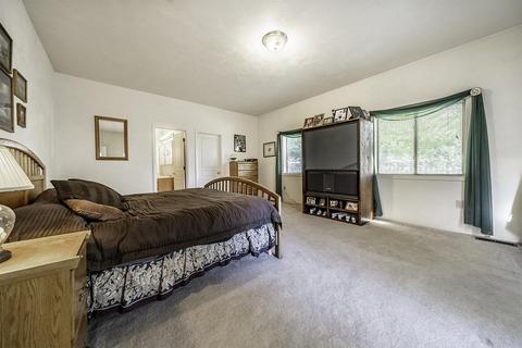2884 Sylvia Rd, Central Point, OR 97502 photo 14