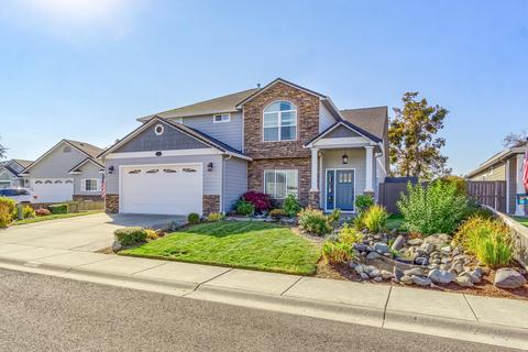 331 Ridgeway Ave, Central Point, OR 97502 photo 2