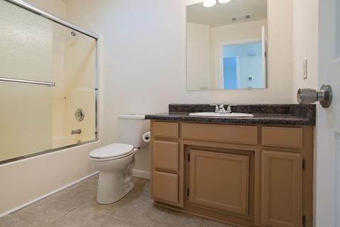 2474 Devonshire Pl, Central Point, OR 97502 photo 10