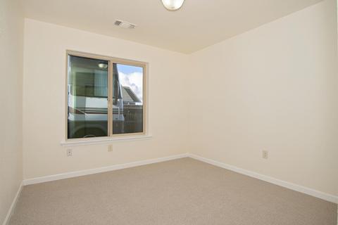 2474 Devonshire Pl, Central Point, OR 97502 photo 12