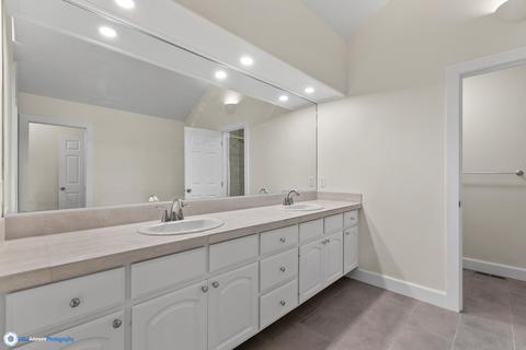 60849 Willow Creek Loop, Bend, OR 97702 photo 16