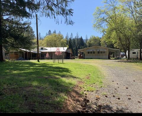 2465 Pine Grove Rd, Rogue River, OR 97537 photo 1