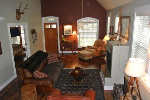 932 E Timber Pine Dr, Sisters, OR 97759 photo 4