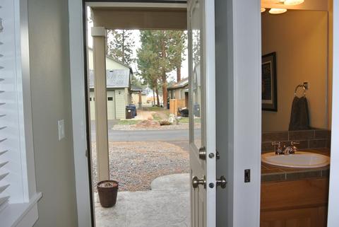 932 E Timber Pine Dr, Sisters, OR 97759 photo 18