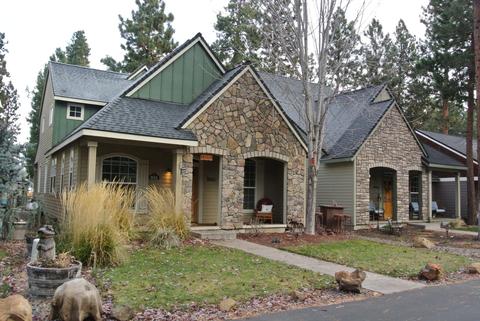 932 E Timber Pine Dr, Sisters, OR 97759 photo 1