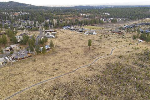 19030 NW Squirreltail Loop, Bend, OR 97703 photo 34