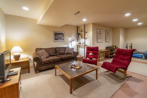 19030 NW Squirreltail Loop, Bend, OR 97703 photo 29