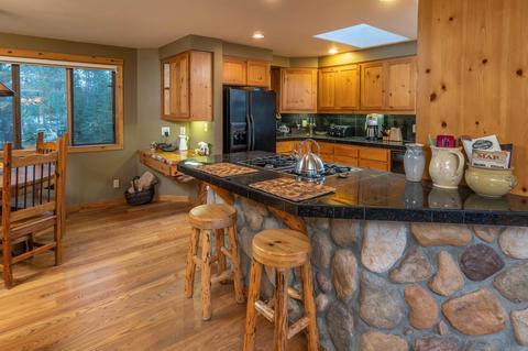 18166 27 Oregon Loop, Sunriver, OR 97707 photo 13