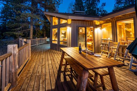 18166 27 Oregon Loop, Sunriver, OR 97707 photo 3