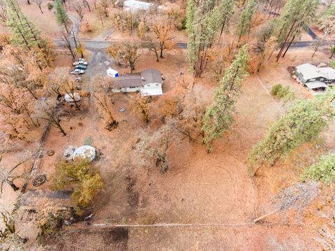 11340 Michael Rd, Central Point, OR 97502 photo 3