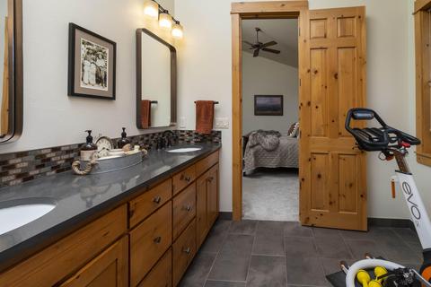 19521 Sugar Mill Loop, Bend, OR 97702 photo 11