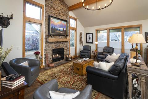 19521 Sugar Mill Loop, Bend, OR 97702 photo 4