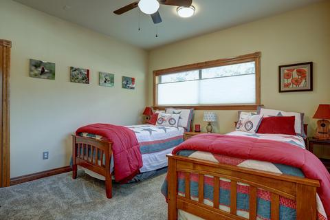 61267 Benham Rd, Bend, OR 97702 photo 49