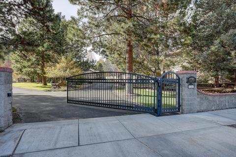 61267 Benham Rd, Bend, OR 97702 photo 1