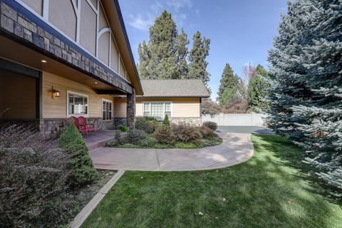 61267 Benham Rd, Bend, OR 97702 photo 3