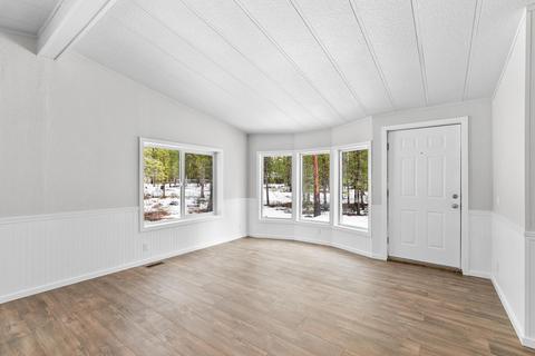 53791 2nd St, La Pine, OR 97739 photo 7