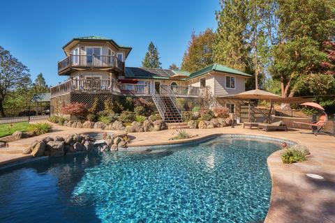 1999 Crowfoot Rd, Eagle Point, OR 97524 photo 7